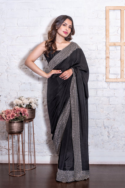 Black Pipe Sari Set